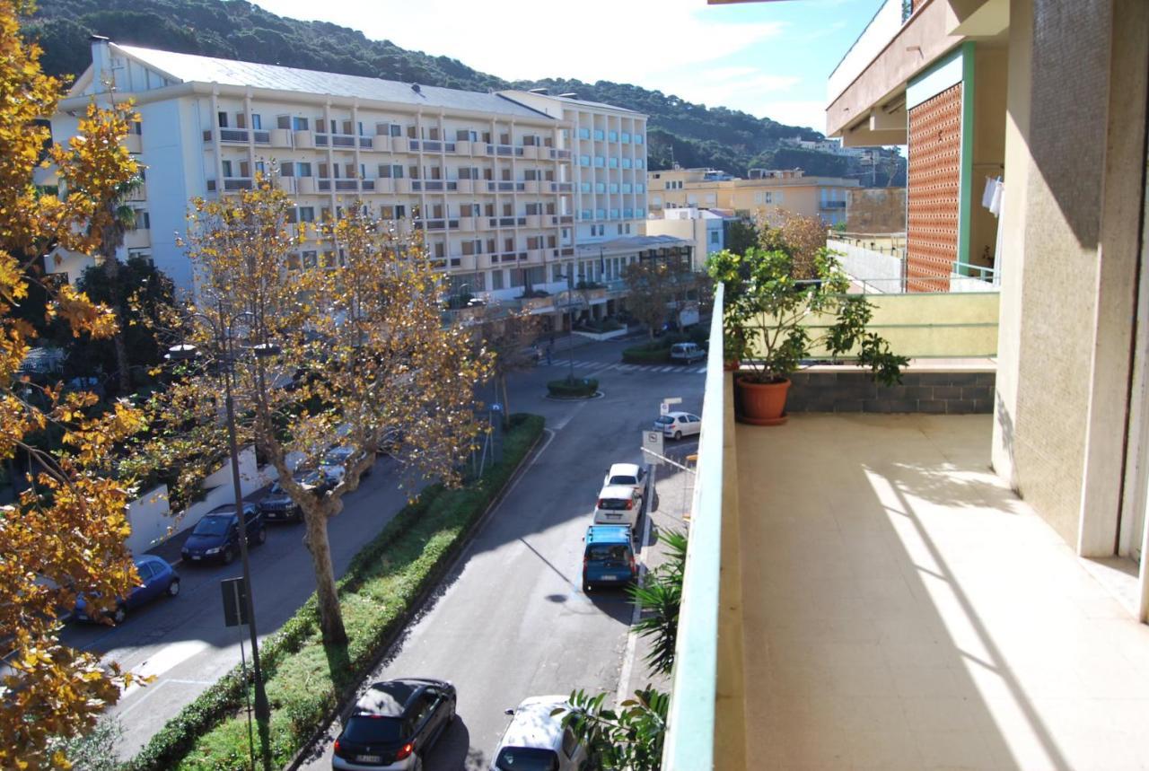 A Casa Di Lidia B&B Gaeta Exterior foto